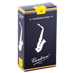 Vandoren Traditional 3 Alto Sax Reed, 10 Pack
"Designed with a thin tip for a pure sound."
French File cut for added flexibility
Extra wood at the spine balances the thin tip
The choice of classical saxophonists.
Box of 10 reeds