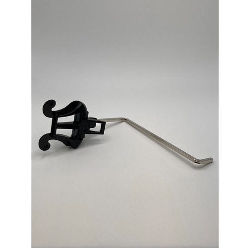 Saxophone Plasti-Lyre - Conn 572.
"Tough, dependable and economical!"
High impact ABS plastic lyre.
Square, nickel plated steel stems.
Vise like lyre clip prevents folio slippage.
Fits all standard saxophones except Yamaha.