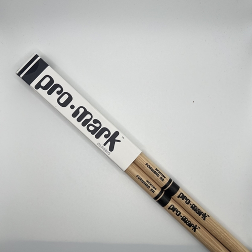 Promark Drumsticks - 5A Hickory Wood Tip.
"An all-time favorite!"
Made from American hickory.
Oval-shaped, wood tips for a full sound.
Ideal for all styles.