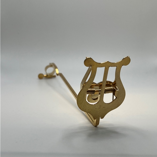 Trombone Lyre, Amplate 511G.
"American-made quality lyre at a great price!"
Works with Flip Folio, available separately.
Fits all standard tenor trombones, except Yamaha.
Lacquered brass finish.