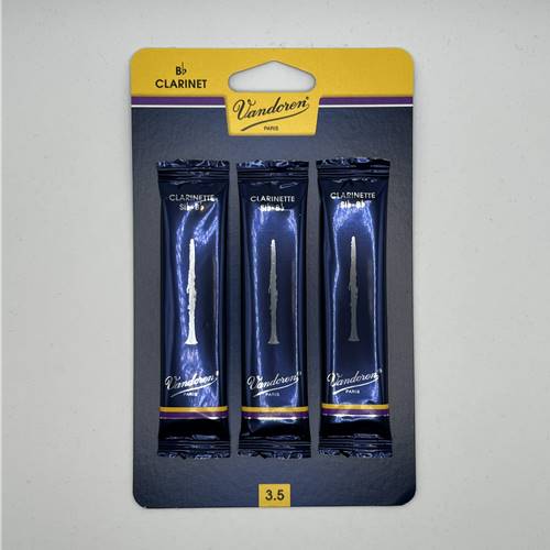 Vandoren Traditional Bb 3.5 Clarinet reeds, 3 pack.
