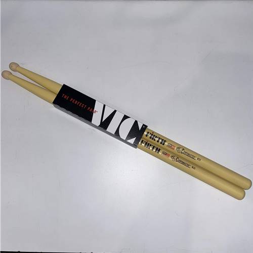 Vic Firth MS5 Corpsmaster Snare Drumstick.