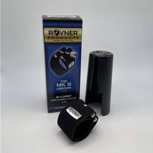 Rovner Mark III Bb Clarinet Ligature.

Features:
A premium ligature that gives greater weight and tonal substance than either the Light or Dark
Similar to the Dark, but responds with a heftier tone
Includes a Rovner® cap
Made in the USA!